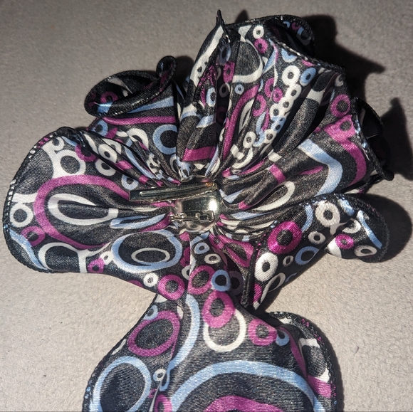 Ganz Decorative Fashion Scarf with Pin and Clip - Picture 3 of 7